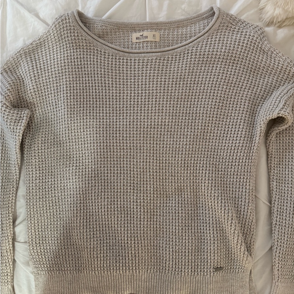 Hollister Light cream Crew Neck Sweater